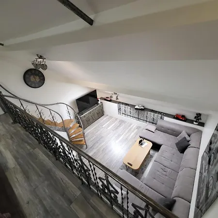 Duplex Elegant Situe A 1Min De La Gare Du Nord Apartment Brussels Exterior photo