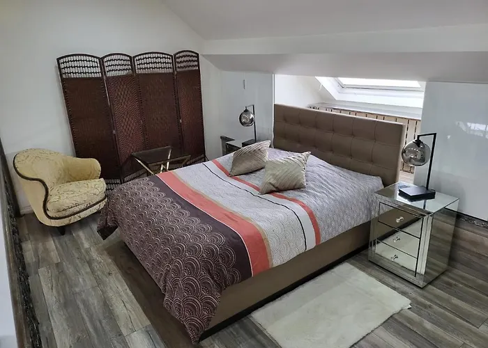 Duplex Elegant Situe A 1Min De La Gare Du Nord